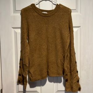 Madewell Women’s Sweater with Buttoned Sleeves